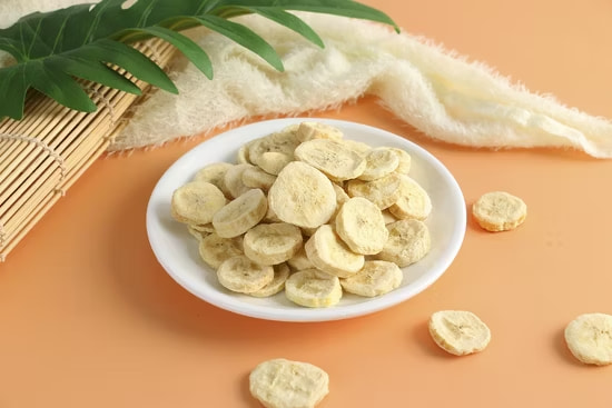 تصویر 1 از میوه خشک میکس تازه خشک شده با دستگاه صنعتی